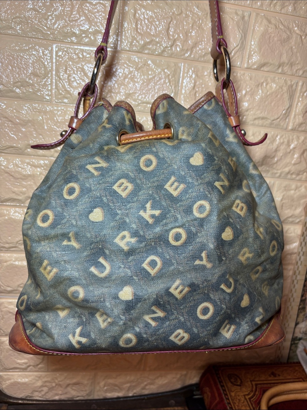 Dooney & Bourke Brown Leather Trim Green Monogram Bucket Bag w Mint Pink Wallet - Picture 6 of 17